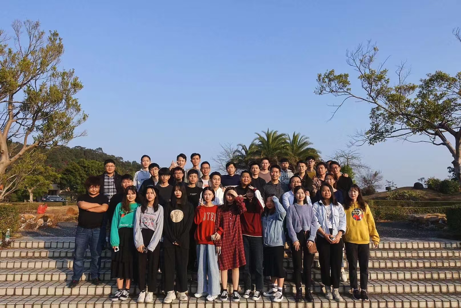 中山网站开发专家：提升品牌形象，驱动业务增长的全方位指南-广州至隆科技有限公司